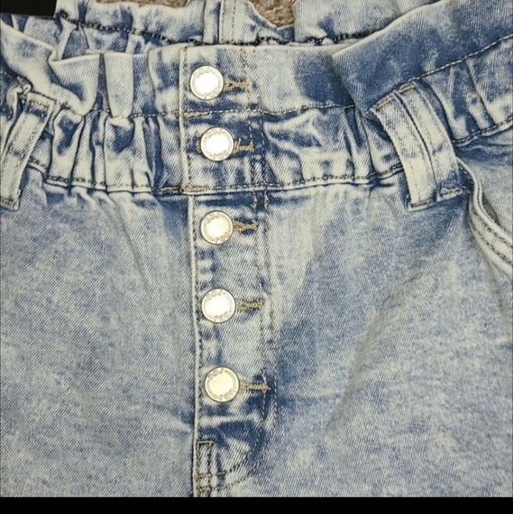 BB Los Angeles Retro Jean Shorts - Picture 5 of 6